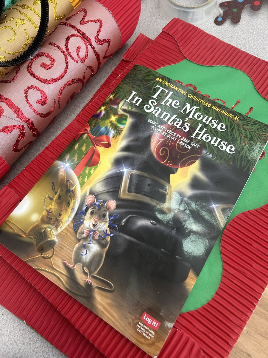 Miss_V_P's tweet photo. Amidst the moving of the school the wonderful children @bisriyadh Taif are ready to bring ‘The Mouse in Santa’s House’ to the stage tomorrow 🤩 https://t.co/UKCjYZQPE4