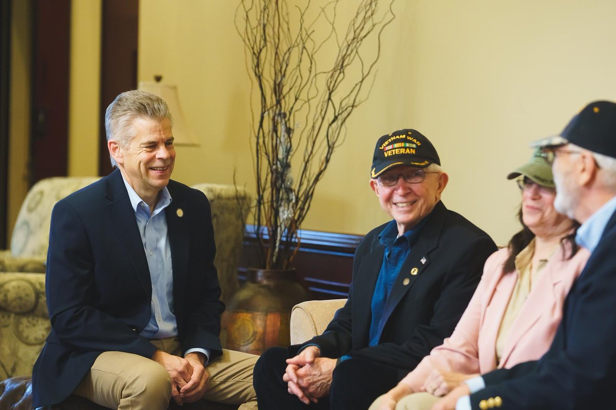 Today marks one year since the passing of Bill Flanagan. Bill lived a life dedicated to serving others, be it his family, church, state, or nation. Hardly a week passes without someone mentioning to me a way in which Bill has a positive impact on their life.