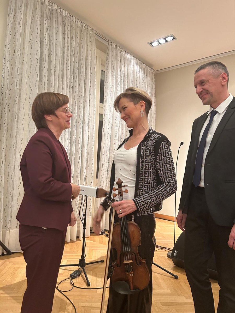 Julia Gross (@gerinhun) on Twitter photo Science and the Arts join forces for our planet: Prof.Christof Wittwer, Climate Ambassador Barbara Botos, István Bart and musicians <a href="/katicaillenyi/">Katica Illenyi</a> and <a href="/PeterSarik/">Peter Sarik</a> harnessed facts and passion (and a #theremin!) to support Climate Protection.
<a href="/ifaCultExtern/">ifa - Research on International Cultural Relations</a>
#KnowledgeExchangeGER Science and the Arts join forces for our planet: Prof.Christof Wittwer, Climate Ambassador Barbara Botos, István Bart and musicians <a href="/katicaillenyi/">Katica Illenyi</a> and <a href="/PeterSarik/">Peter Sarik</a> harnessed facts and passion (and a #theremin!) to support Climate Protection.
<a href="/ifaCultExtern/">ifa - Research on International Cultural Relations</a>
#KnowledgeExchangeGER