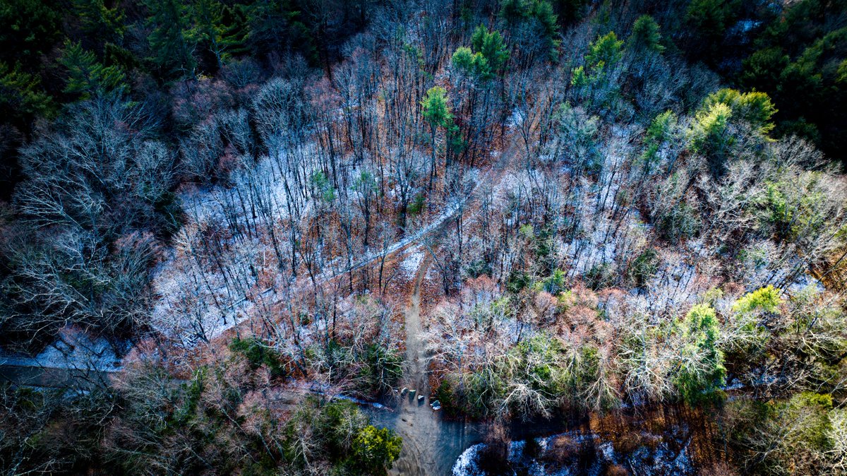 WesternMADrones's tweet photo. On our way to a #dronejob in Whately, MA
#dronephotography #dronephoto #winterwoods #westernmass #whately #Massachusetts #droneservices #westernmassdrones https://t.co/AqHR8PvZbg