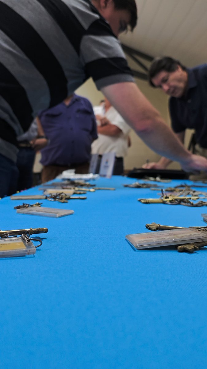 La Municipalidad tomó la decisión y se hará cargo en su totalidad de la Terminal de Ómnibus de Eldorado.
El objetivo es que con la gestión propia del municipio exista un mayor beneficio para los usuarios.