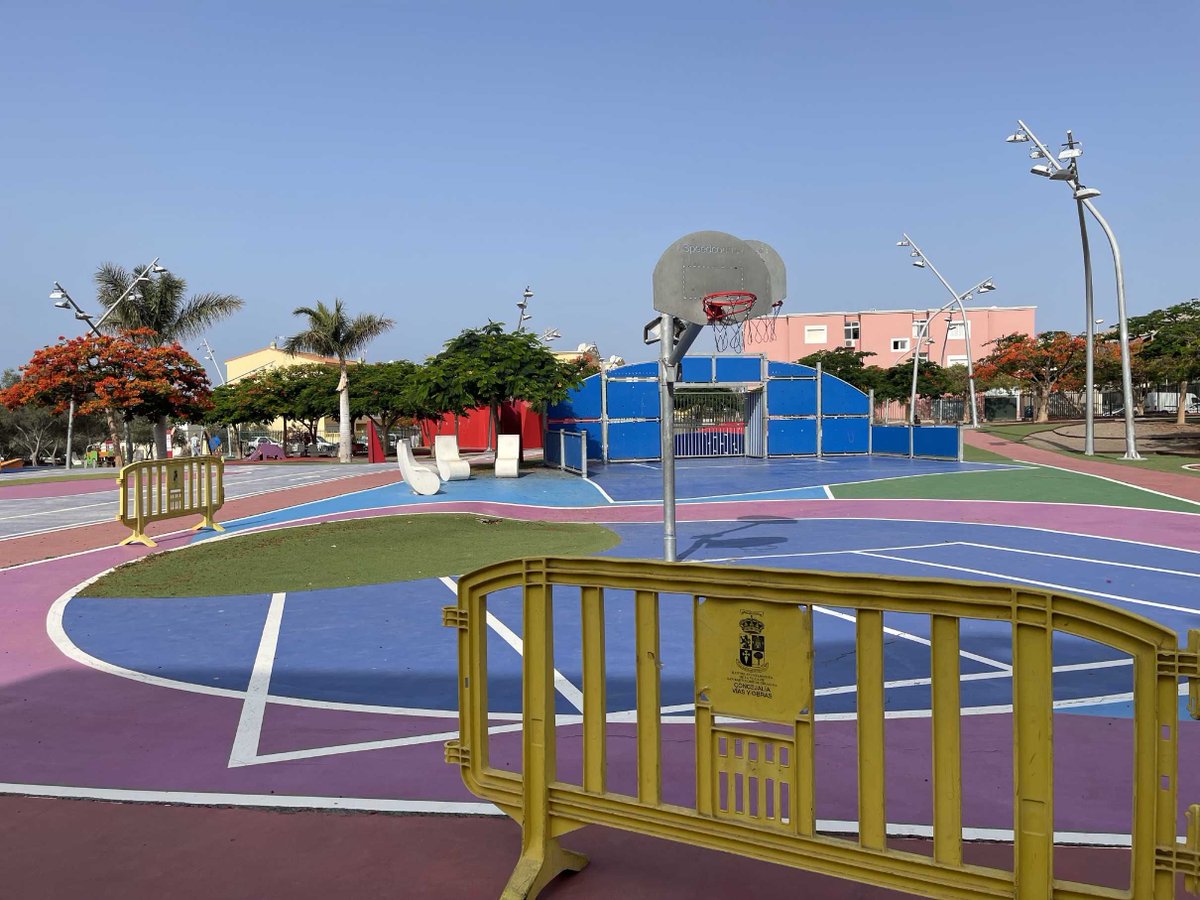 AytoSBT's tweet photo. El arreglo del Parque Multifuncional de El Tablero ya está en fase de contratación pública 

Más info: https://t.co/iVfagmcYuz https://t.co/oLMiTsz2N0