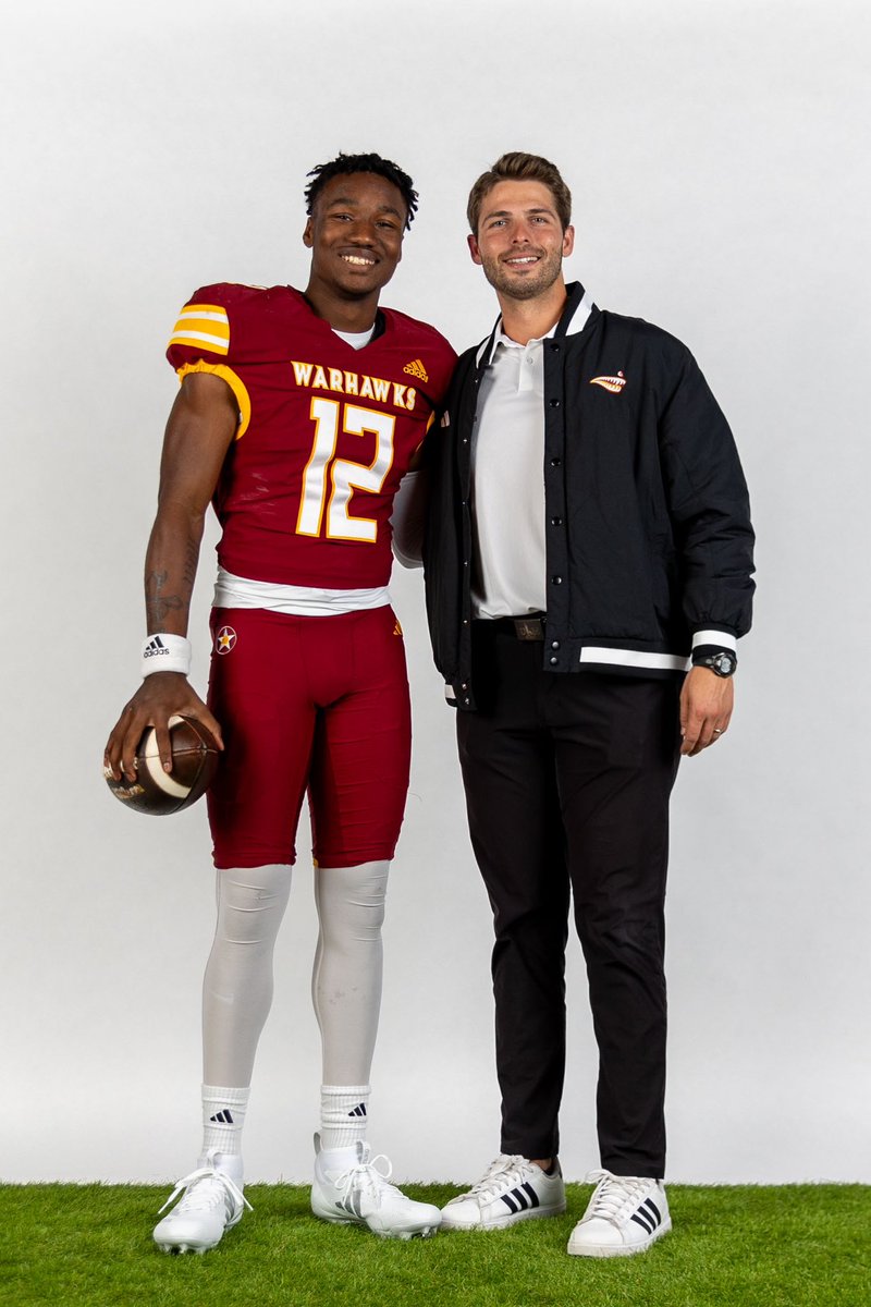 BrysonKimbrough's tweet image. ULM fans go show some love to my recent post from my visit in Monroe❗️❗️❗️
Go Warhawks ❤️💛🦅 @tdupuis07