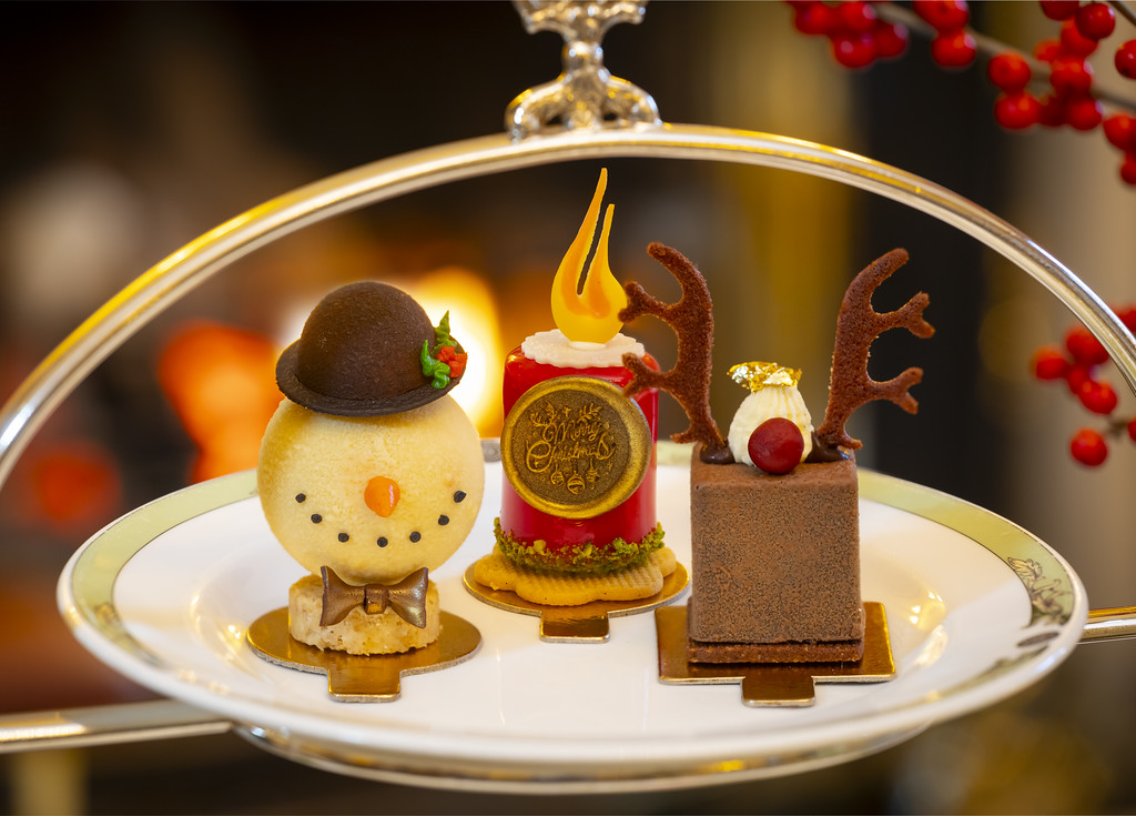 Our new festive friends have launched Christmas for us this year.. The Snowman, The Reindeer and The Candle! 🎄☃️