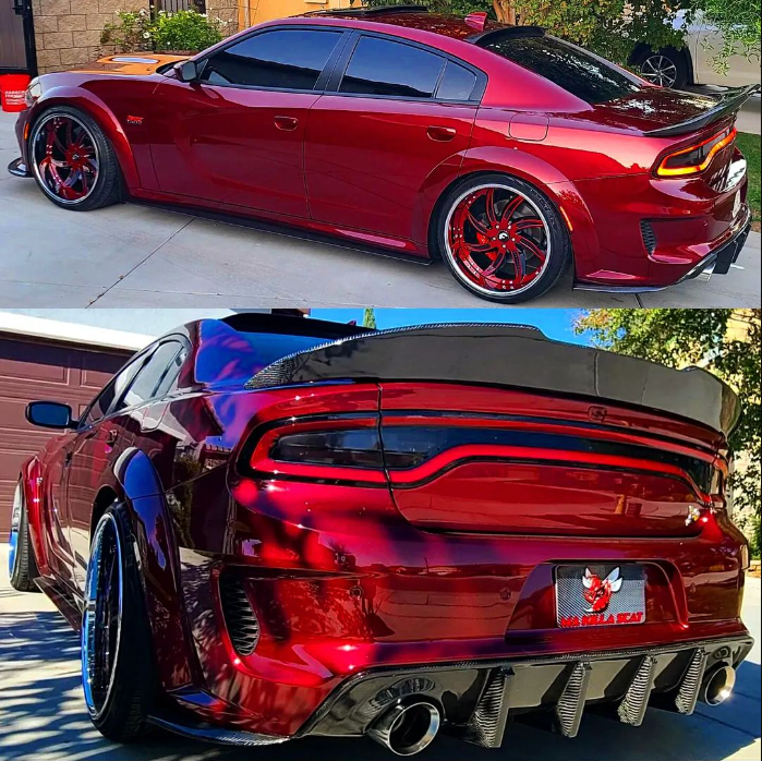 UniqueChrysler's tweet photo. A beautiful rear for #TailgateTuesday 🔥

Check our inventory at https://t.co/ToFE3VRHdn
.
#hamon #burlont #oakville #brantford #dodgechallenger #dodgecharger #srt #srtgang #mopargang #chargerhellcat #dodgecharger #moparmilitia #moparlove #dodgechargersrt #moparmuscle https://t.co/xgSDiMCc8W