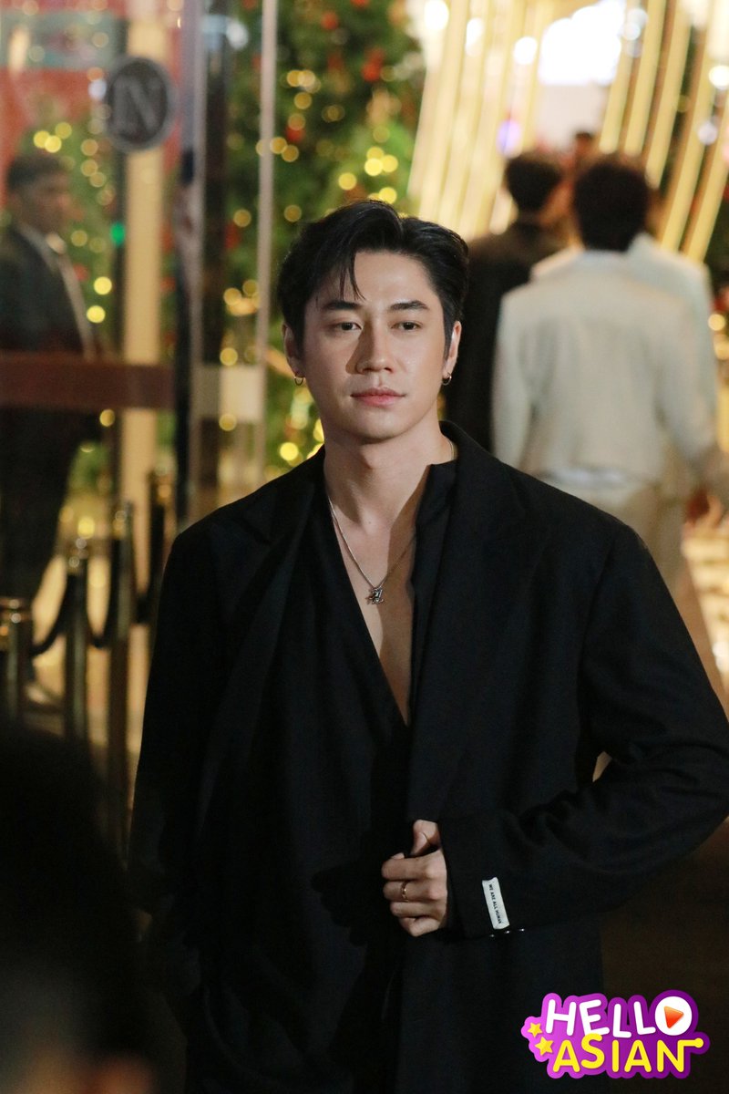 "แจม รชตะ" บน Black Carpet ในงานครบรอบ 19 ปี "สยามพารากอน" Siam Paragon 19th Anniversary : The Magical Celebration

SIAM PARAGON X JAM
#แจมรชตะ #JamRachata
#19thSiamParagonxJAM
#SiamParagon19thAnniversary 
#SiamParagonTheMagicalCelebration
#ONESIAMCelebration2024
#SiamParagon