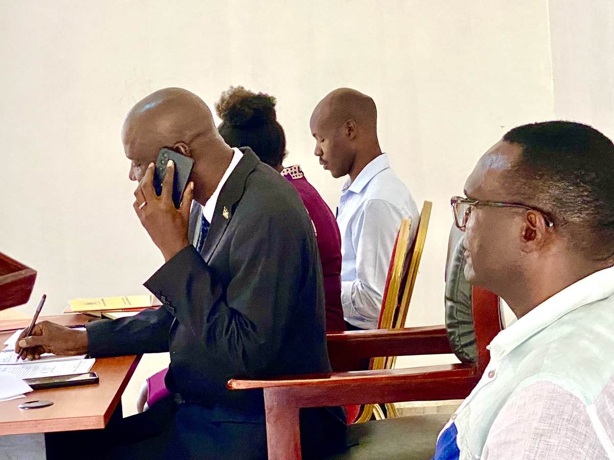 Happening Now!!

Intervention meeting for Kasenge PDM issues chaired by the Chief administrative Officer.

📍New Kyengera Town Council Hall