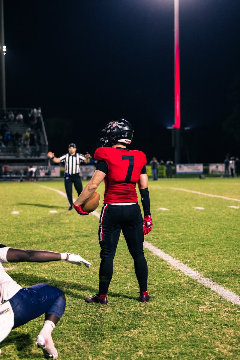 Justice Becerril (@becerriljustice) on Twitter photo Senior season highlights went 10-3 took a hard loss in regional championship coaches check me out if you want a gamer, slept on🕺
hudl.com/v/2QhdbS
<a href="/Coachcowen11/">Shane Cowen</a> <a href="/CoachDebus/">Coach Debus</a> <a href="/PortCharlotteFB/">Pirate Football</a> Senior season highlights went 10-3 took a hard loss in regional championship coaches check me out if you want a gamer, slept on🕺
hudl.com/v/2QhdbS
<a href="/Coachcowen11/">Shane Cowen</a> <a href="/CoachDebus/">Coach Debus</a> <a href="/PortCharlotteFB/">Pirate Football</a>