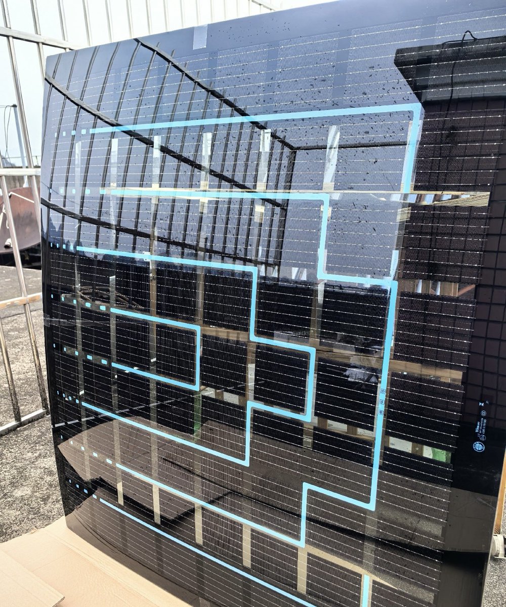 BoldStepPH's tweet photo. GLASS SOLAR PANEL
No more delays!
Fast and secure shipping from China to your doorstep in Nigeria.
#SkyIsTheLimit #GrowBeyondBorders
#ScaleYourBusiness #ExpandYourHorizon
#GlobalConnections #glasssolarpanel #Solarpanel #solarinverter https://t.co/5YPGo29SoE