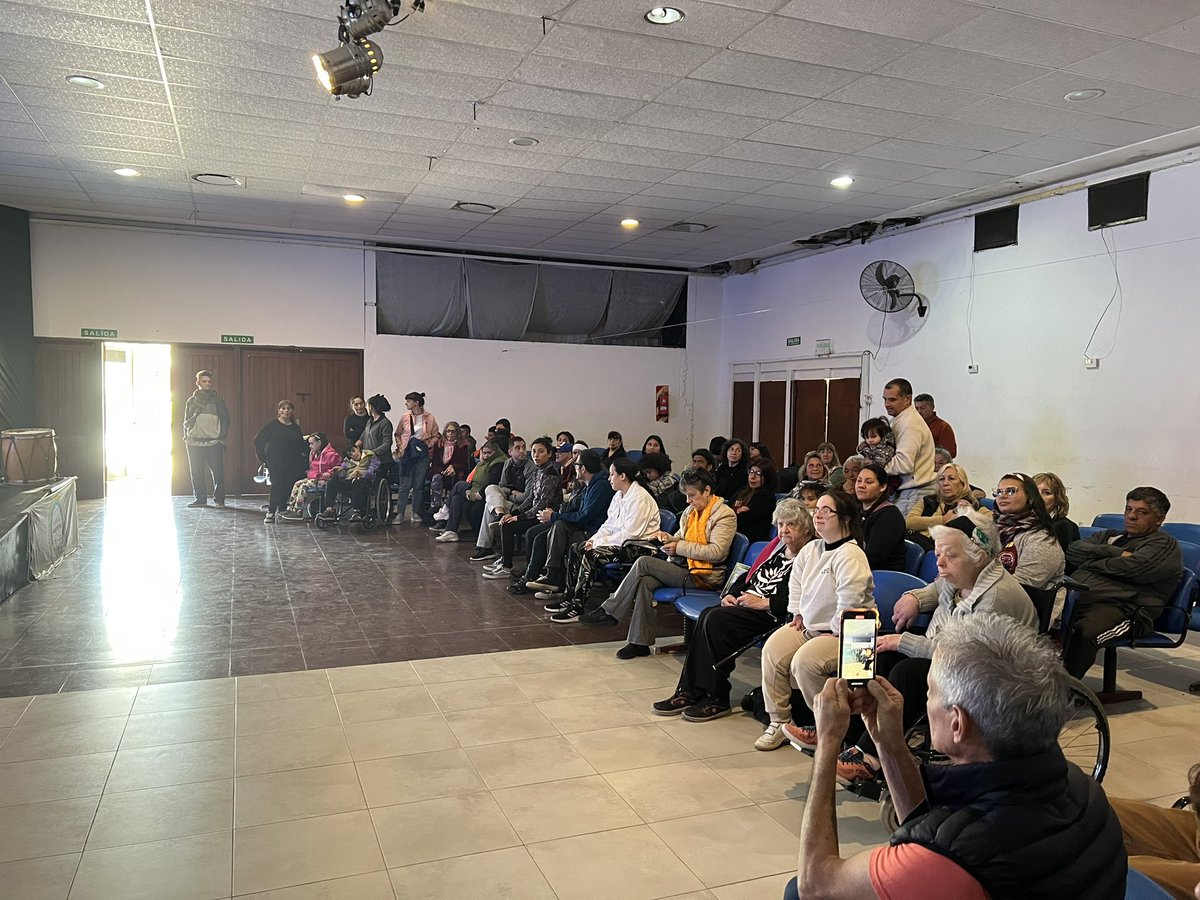 arcoirisvg's tweet photo. Día internacional de la discapacidad Presentes mostrando el trabajo  de nuestros jóvenes y adultos Inclusión  e integración ❤️🌈 https://t.co/o7iamrRmnn