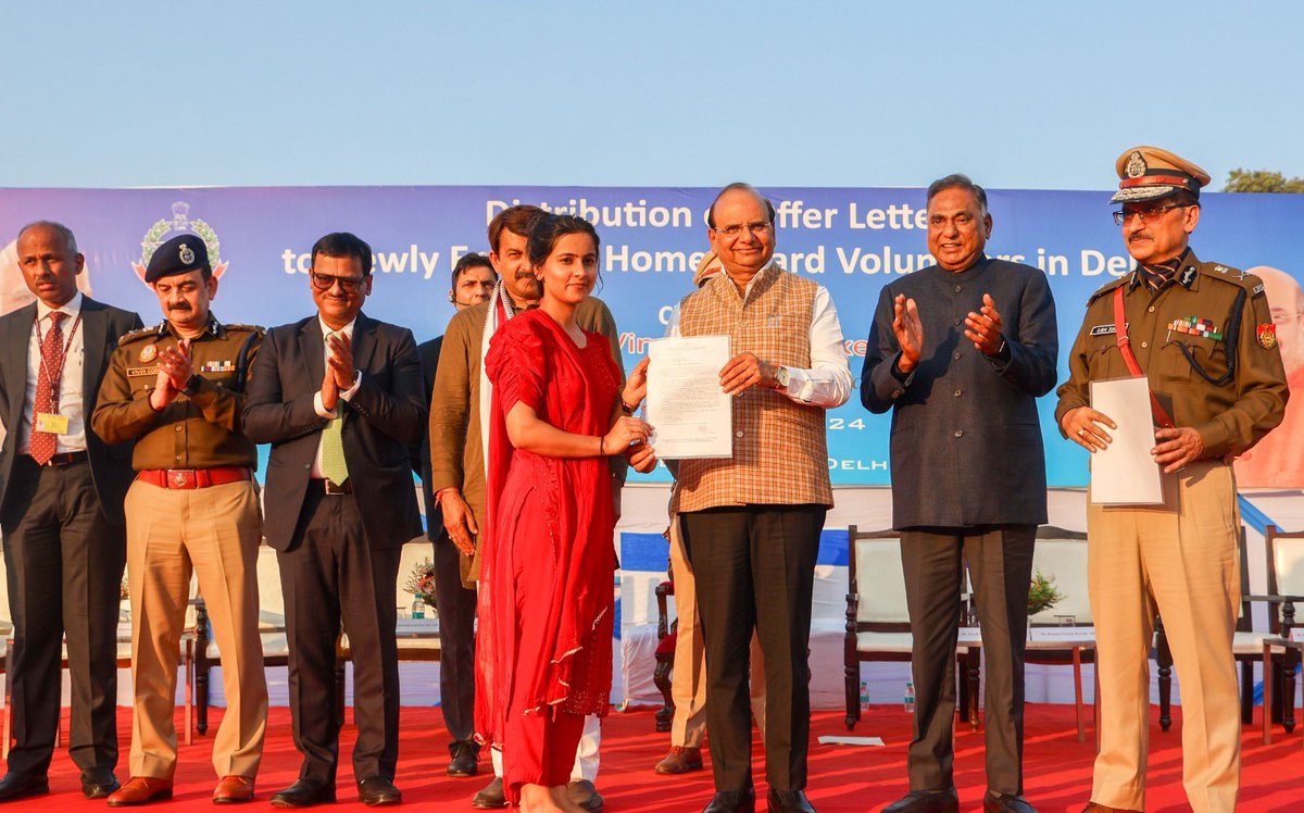 LG Delhi (@ltgovdelhi) on Twitter photo 