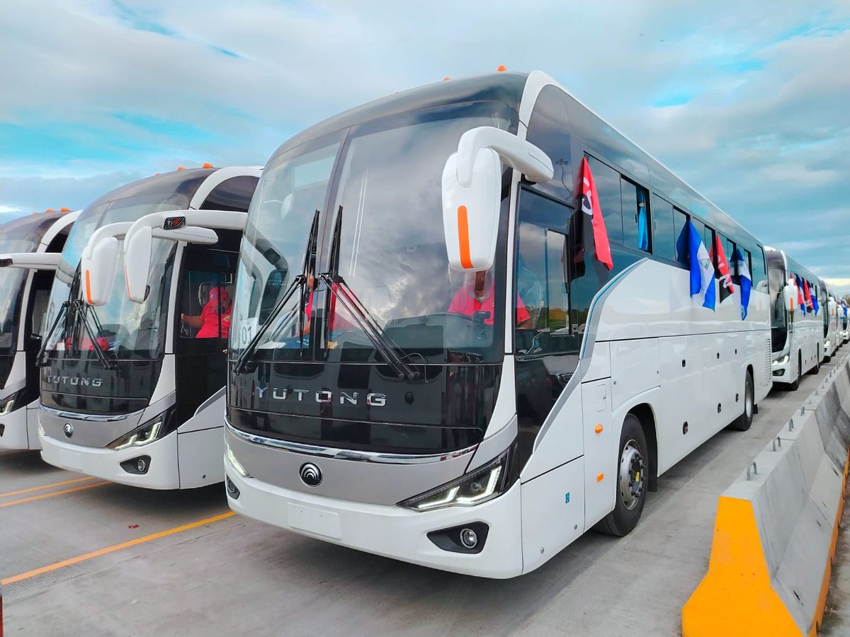 PrensaPopulr's tweet photo. 🇳🇮🚍 400 nuevos buses provenientes de la hermana República Popular #China parten desde el Centro Logístico Julia Herrera de Pomares, en El Realejo, fortaleciendo el transporte y el progreso de #Nicaragua. 🌟🤝 https://t.co/7vrtHiytdf