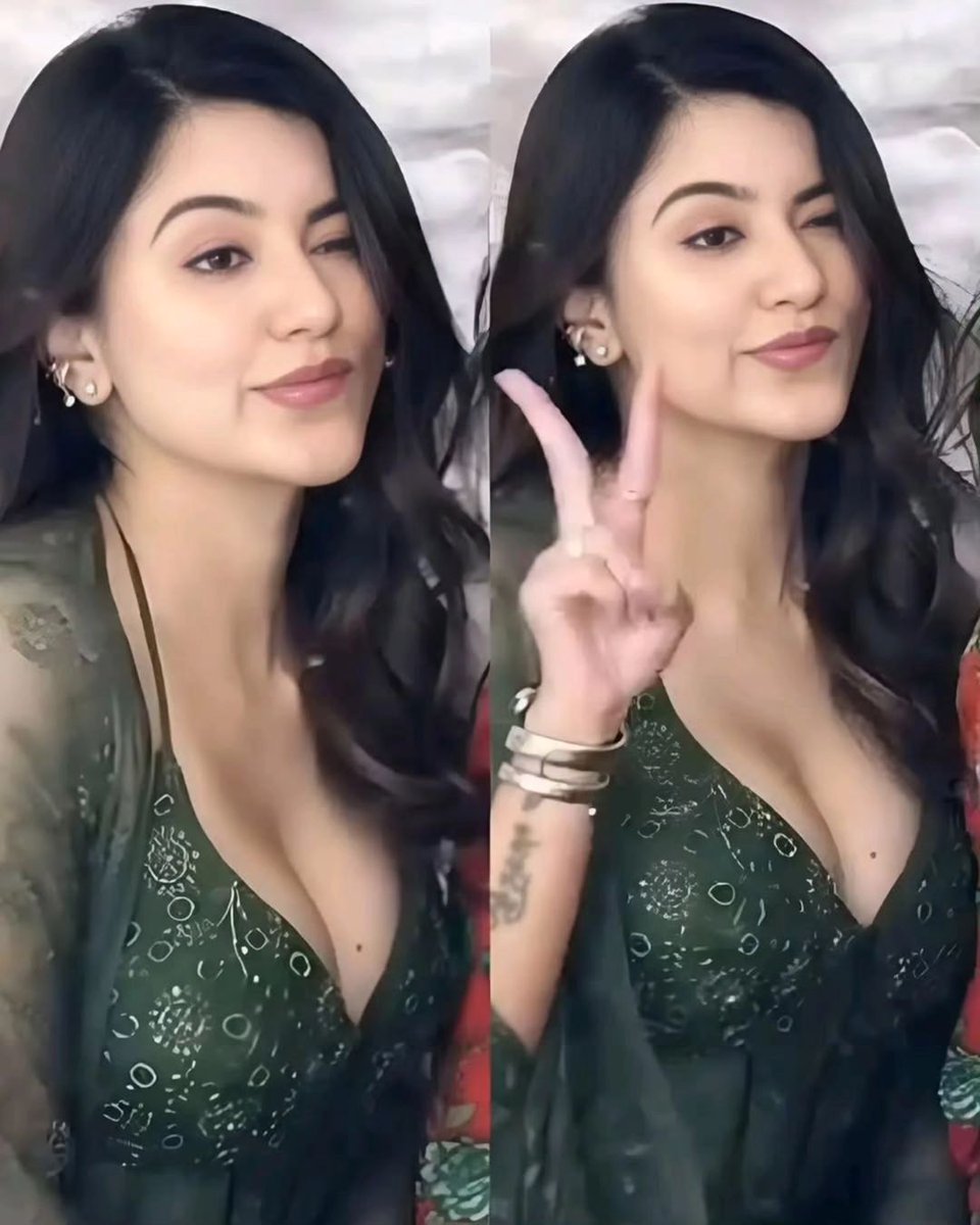 neyzito7's tweet photo. #AnjuKurian 

Uff നല്ല കിടിലൻ മുല 🤤

ഇവളുടെ മുലയുടെ ഇടയിലേക്ക് കുണ്ണ കയറ്റി അടിക്കണം🍌💦 https://t.co/erIKfgHuNs