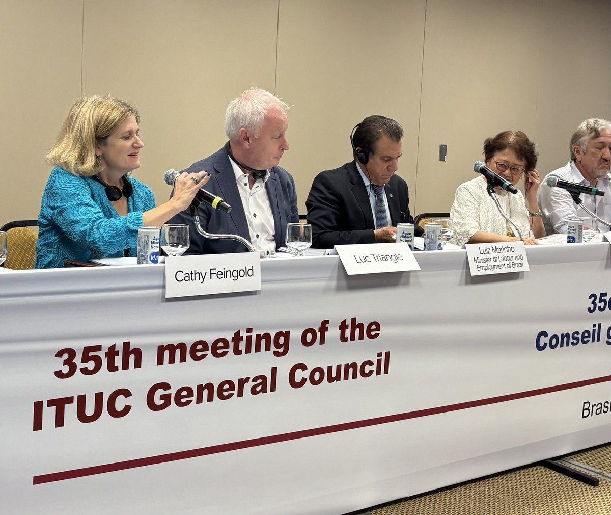 🌍 The ITUC General Council meeting has started in Brasília. In the opening session, Brazil's Labour Minister, Luiz Marinho, addressed global challenges facing workers:
 
🤖 AI and algorithms threatening workers' rights
🌍 Climate change
⚖️ Need for fair taxation
 
🇧🇷 Brazil's
