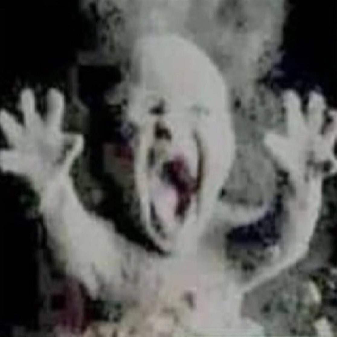 mthsmrndn's tweet image. fico muito irritado quando utilizam "o mesmo" pra substituir sujeito