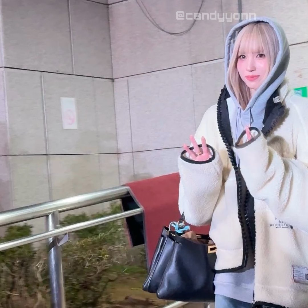 candyyonn's tweet image. 241203 MINA
きんぱつううううう
#TWICE #트와이스 #STRATEGY
#MINA #ミナ #미나