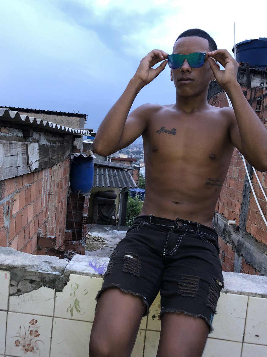 Nauak22's tweet photo. ✨🤭🧿
Olha o brilho onde eu piso… https://t.co/PC6iXymWUZ