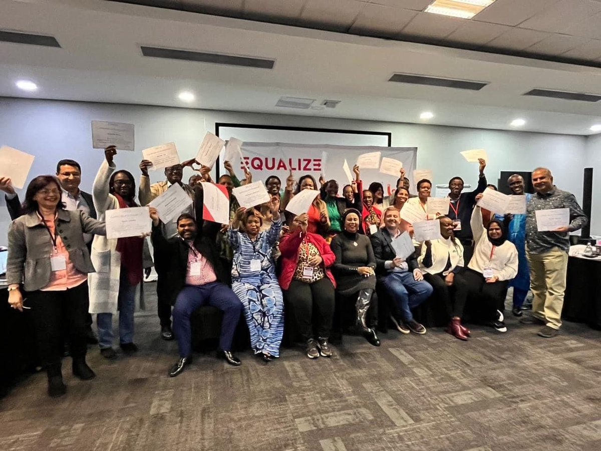 fraycollege's tweet photo. fraycollege empowers changemakers! 

From C40 Cities to UNAIDS, we boost impact with tailored comms training.

Read more here: https://t.co/VCPJgnwdTN

#CommsTraining https://t.co/JYp2JgyWrQ