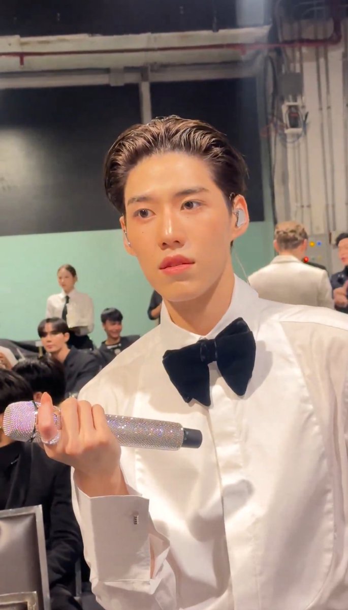 🧍🏻
🏢
🏢
🏢🤸🏻
🏢
🏢
🏢         🤸🏻
🏢
🏢       
🏢                    🤸🏻
🏢
🏢
🏢                                  🪦