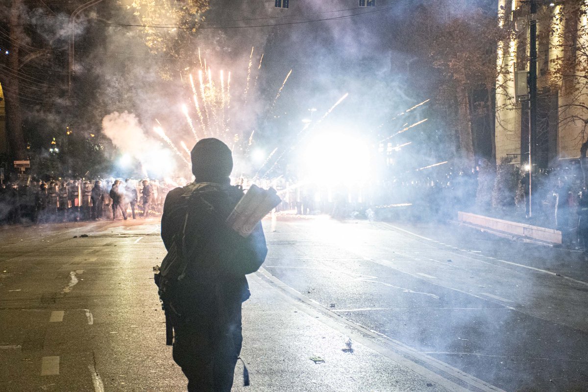 OC Media (@ocmediaorg) on Twitter photo Shops and warehouses selling fireworks and other pyrotechnics have reportedly been closed in Tbilisi, following the widespread use of fireworks by protesters in resistance to riot police.
🔴 Live updates: oc-media.org/live-updates-f……
📸 <a href="/mari_nikuradze/">Mariam Nikuradze</a> Shops and warehouses selling fireworks and other pyrotechnics have reportedly been closed in Tbilisi, following the widespread use of fireworks by protesters in resistance to riot police.
🔴 Live updates: oc-media.org/live-updates-f……
📸 <a href="/mari_nikuradze/">Mariam Nikuradze</a>