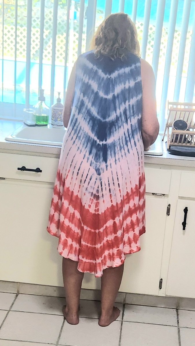 TimJ4Him's tweet photo. Wanna Cum Take My Dress Off ...

#GilfGuns #FromBehind 
#Milf #Gilf #Booty #Sex https://t.co/oQqrkicX2Y