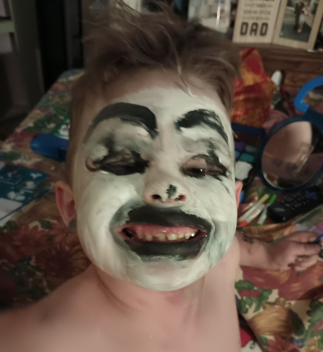 LiamDrums's tweet photo. Liam took his face paint out and decided to do #arttheclown makeup. He designs and puts it on by himself . He's a pretty kickass 6 year old 🤘🤘
@damienleone #Terrifier3 https://t.co/23MmehvR9K