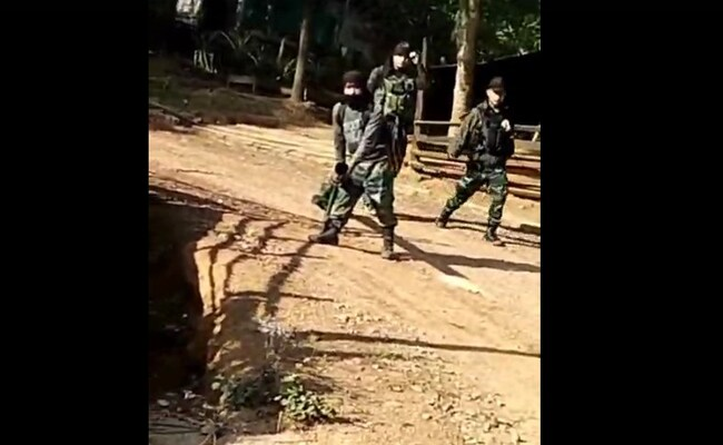 "Take Decisive Action, Dismantle Militant Camps In Manipur": Meitei Group COCOMI To Centre ndtv.com/india-news/cen…