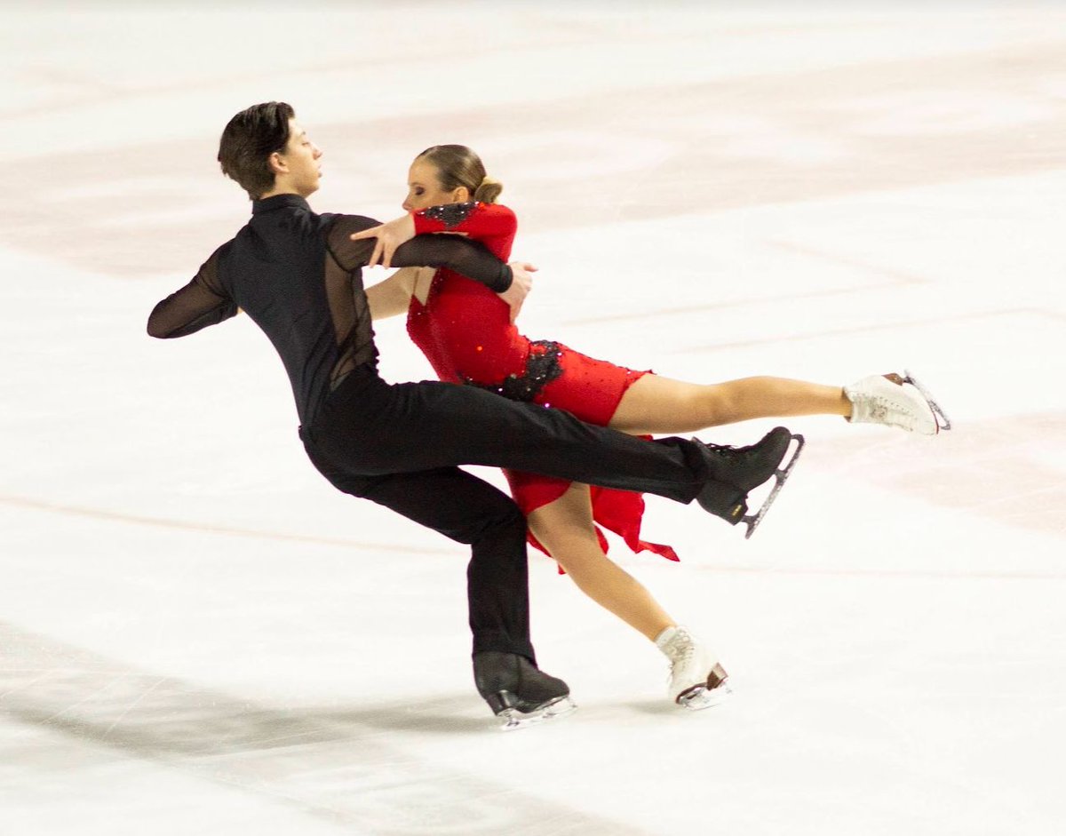 ✨ Le Groupe SLCI est fier de soutenir Ambre Perrier Gianesini et Samuel Blanc Klaperman, jeunes talents de la danse sur glace et médaillés d’or aux Jeux Olympiques de la Jeunesse 2024 en Corée du Sud !  🥇⛸️
#Sponsoring #SLCI