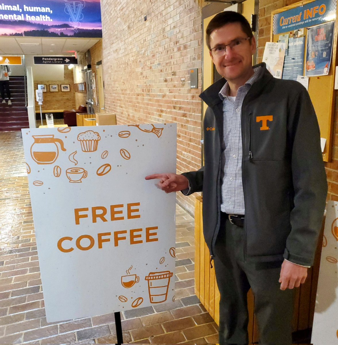 Herbert students, join me for free coffee at the Pendergrass Library Starbucks from 9-10am. #VolsTeachAg #GoVols #HerbertVols