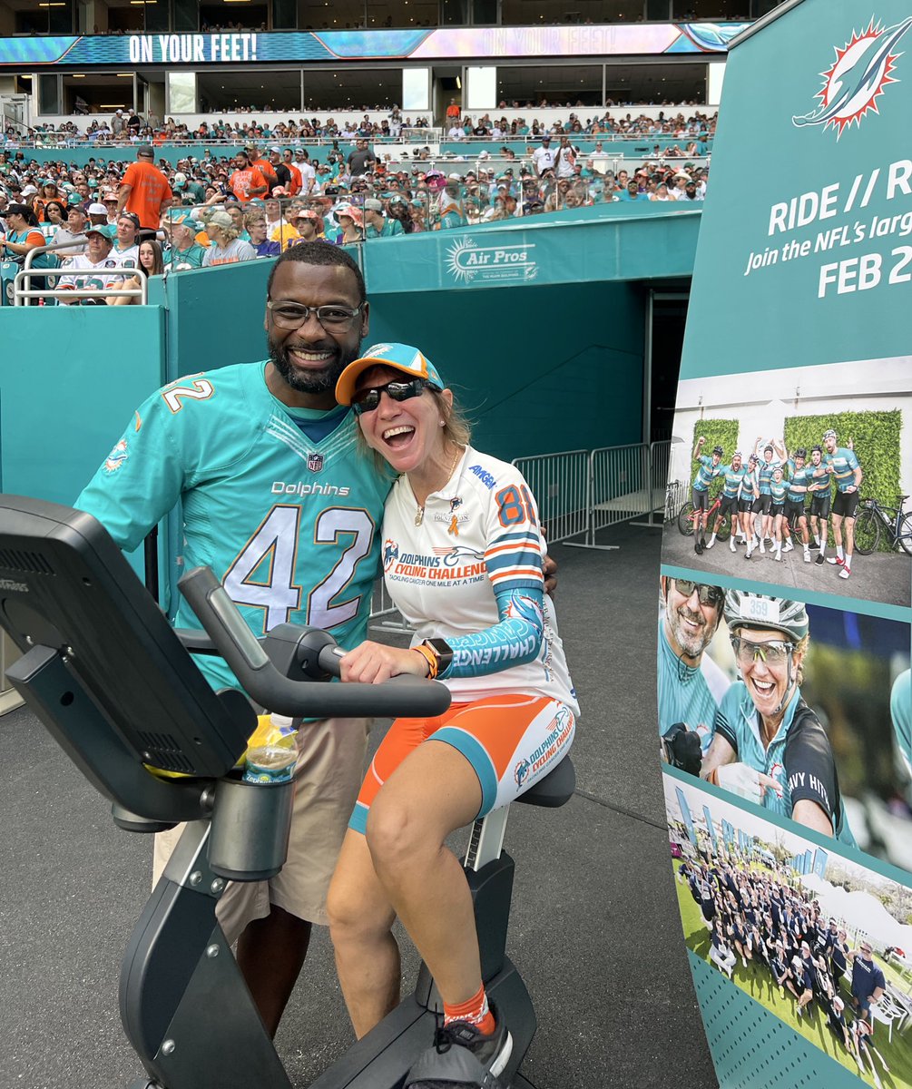 finatic1972's tweet image. Happy TUA Tuesday Fam🤙🏽🧡

Today is #GivingTuesday Plz share &amp;amp; consider making a gift to my Dolphins Cancer Challenge fundraising efforts🤩Every $ is appreciated👏🏽

Donate $10 and have chance to win ✍🏼 @JJPhillips15 jersey 

#OneTeamOneFight #FinsUp 

👇🏽
dolphins.donordrive.com/participant/Li…