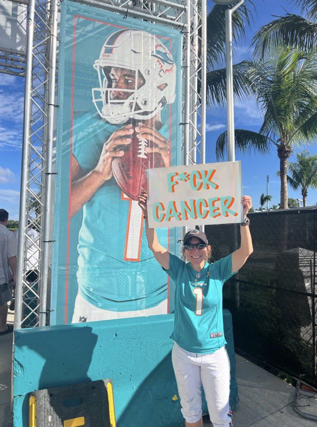 finatic1972's tweet image. Happy TUA Tuesday Fam🤙🏽🧡

Today is #GivingTuesday Plz share &amp;amp; consider making a gift to my Dolphins Cancer Challenge fundraising efforts🤩Every $ is appreciated👏🏽

Donate $10 and have chance to win ✍🏼 @JJPhillips15 jersey 

#OneTeamOneFight #FinsUp 

👇🏽
dolphins.donordrive.com/participant/Li…