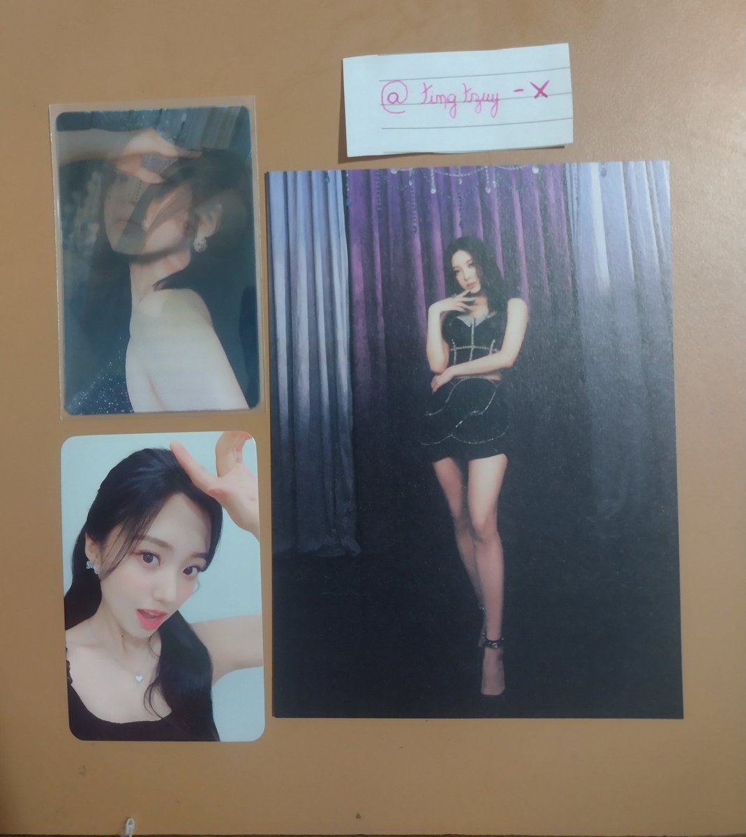 tingtzuy's tweet photo. VENDO/TROCA KEP1ER 

POB Yeseo Apple Music - 30 + fretes 
Lenticular Yeseo nous ver - 10 + fretes 
Postcard Dayeon nous ver - 10 + fretes 

Troco por regulares da Bahiyyih e da Mashiro. 

★ POSSO NEGOCIAR VALORES!

feedbacks no fix https://t.co/cHQGsji98p