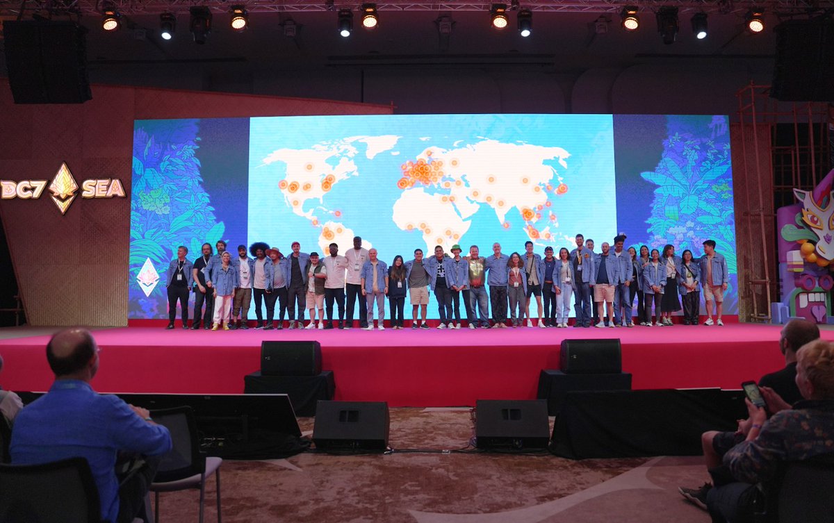 greatsamuelojo's tweet photo. 6/ Huge thanks to the Ethereum community for this incredible opportunity to be part of a global movement. 💜

Looking forward to building, learning, and making a bigger impact at the next event. Let’s grow this infinite garden together! 🌱

#Devcon2024 #Ethereum https://t.co/OjJPyrmu62
