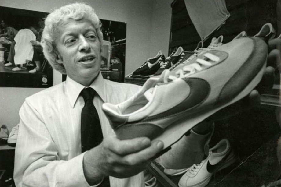 nike-was-losing-badly-to-reebok-in-1987-their-market-share-had-crashed