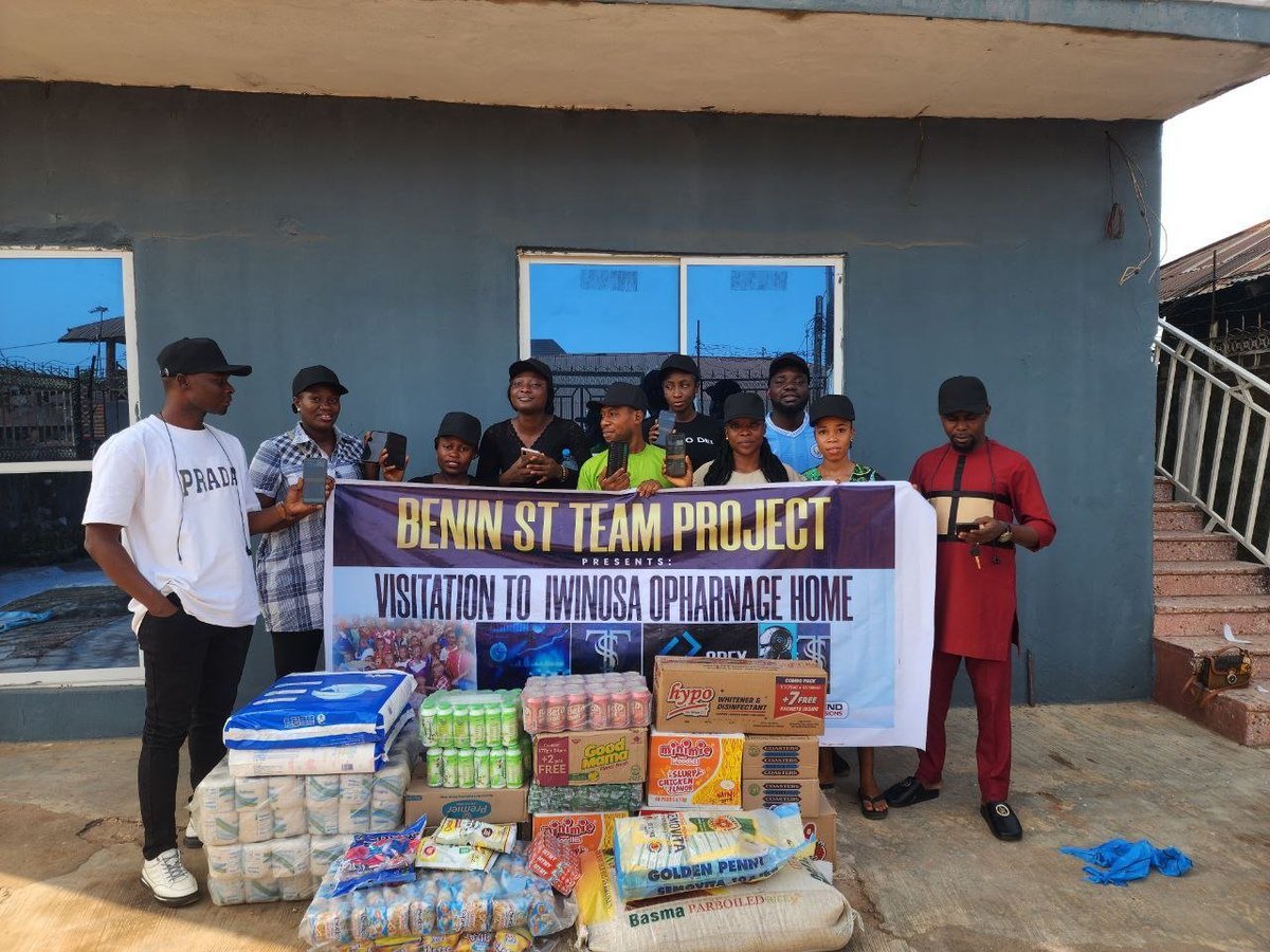 ST_CoLtd's tweet photo. The ST team is growing every day. While pursuing progress, we actively assume social responsibility and help those in need. Let us work together to create a harmonious and beautiful society and call on more people to join us to jointly promote sustainable social development. https://t.co/F8BNMsCWTd