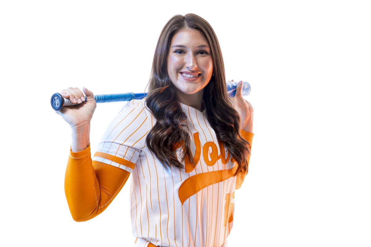 📣 𝐂𝐀𝐌𝐏 𝐑𝐄𝐌𝐈𝐍𝐃𝐄𝐑 📣 

Join us for the RBI Winter Softball Camp with 𝑪𝒂𝒎𝒓𝒚𝒏 𝑺𝒂𝒓𝒗𝒊𝒔 on December 14th for ages 8-15! 

Registration closes December 12th! Sign up now at RBITriCities.com and get 10% off until Dec 7th! Don't miss out! 

🔴🥎🔵