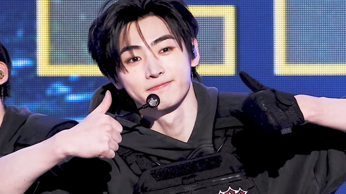 the cutest baekgu 🥹