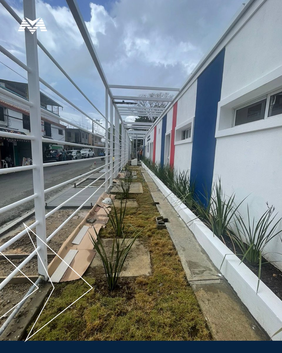 marvarsrl's tweet photo. Les compartimos los progresos en otro importante proyecto: el Centro de Superación Comunitaria en el sector de Los Alcarrizos. 🌟 Este espacio que pronto podrá estar en funcionamiento, está diseñado para brindar oportunidades de desarrollo y bienestar.

#Marvar #Construccion https://t.co/HxpjWzSw4m