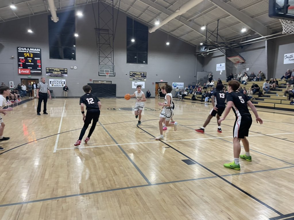 CullmanMiddle's tweet photo. CMS Basketball 

8th Grade Boys

Decatur 18

Cullman 52

#WinningCulture https://t.co/kWrprxeLgo