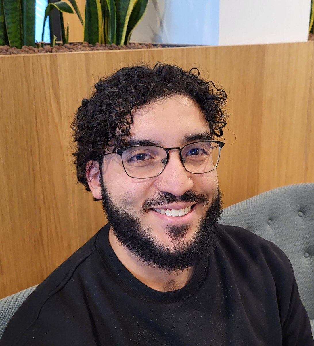 🎉 Welkom bij het team! 🎉

We zijn ontzettend blij om Omar te verwelkomen als nieuwe developer bij 4D vision. Met zijn development skills en een flinke dosis enthousiasme zijn we ervan overtuigd dat Omar een geweldige aanvulling op ons team zal zijn!
#ITfromBoardtoFloor