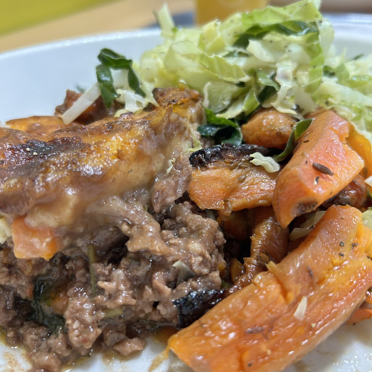 Cottage Pie. Perfect winter warming food. Thank you <a href="/cateringasph/">Catering at ASPH</a> for award winning food! #greathospitalfood 🥰
#tweetbeforeyoueat