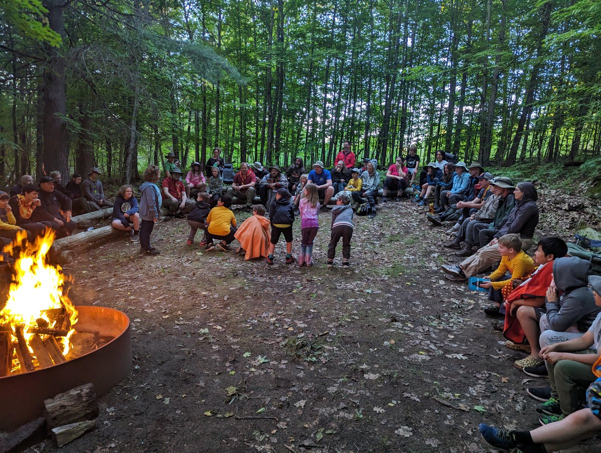 2ndSmithsFalls's tweet photo. On Giving Tuesday, consider supporting Scouting in our community!

Making a designated donation to Scouting helps us continue grow locally and having fun adventures! 

https://t.co/xkL2pVxoMC

#GivingTuesday #GivingTuesday2024 #scoutsdostuff #ExplorersNeeded #scoutscanada https://t.co/sjLYGBoHKL