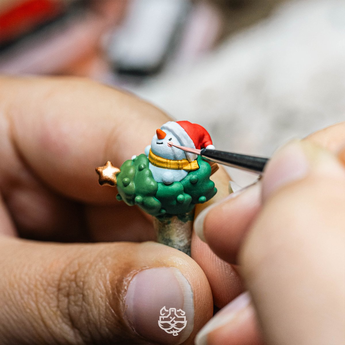 dwarf_factory's tweet photo. A Christmas miracle, crafted by ̶E̶l̶v̶e̶s̶ Dwarfs🧝🎄
Ever wondered how our Christmas gift comes to life each year? Well, it's a magical process, filled with festive cheer and expert craftsmanship.✨
https://t.co/DMojW1wNCD
#keycap #dwarffactory #JingleJiggle https://t.co/8etvex0ofZ