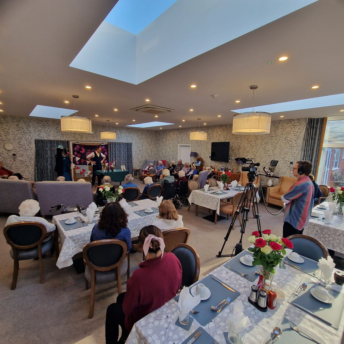 c_m_rees's tweet image. The first phase of this exciting research has been published: &quot;The CURTAIN feasibility study: Exploring a food-themed reminiscence theatre intervention to improve the nutrition of older adults living in residential care homes&quot; 
Pre-print found here 👉 lnkd.in/eXNK2rSK