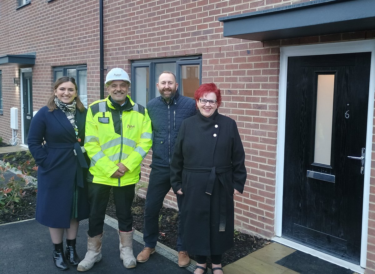 RMBCPress's tweet photo. Rotherham Council is a step closer to achieving it’s housing pledge to develop hundreds of new homes. 
The 600th home built since 2018 has recently completed - one of 30 properties to have been built by Avant Homes for the Council in Waverley.
Read more➡️ https://t.co/rXqyWfk0I4 https://t.co/PtLlF7jA6X
