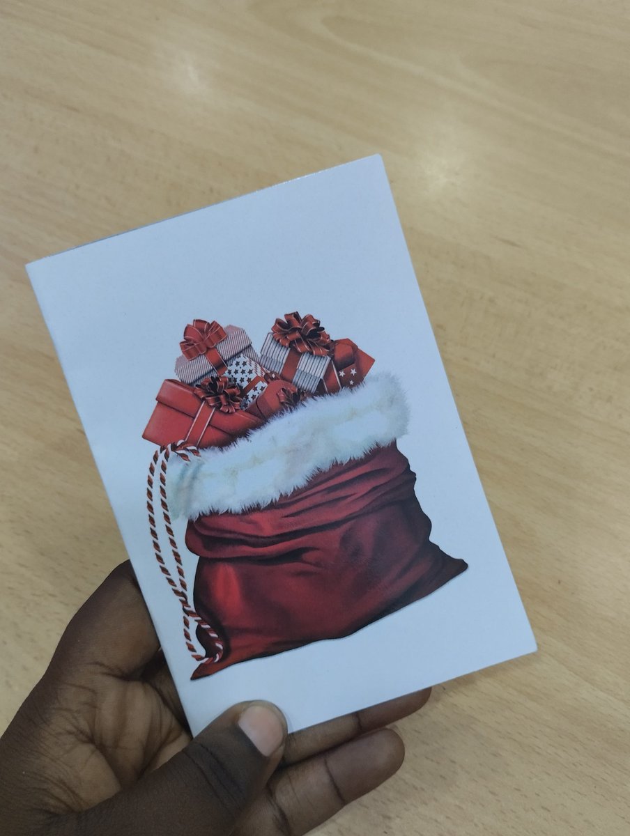 _Nimmiee's tweet image. I&apos;m a Resin &amp;amp; Paper artist. Crafting unique resin pieces, souvenirs, cards, &amp;amp; gift boxes.

🎄 Check out our Christmas cards:

Readymade (₦600): Sweet messages inside.

Plain (₦400): For personal notes.

🎁 Discounts on 25+ orders! DM now.
#Christmas
#PaperArt
#ResinArt