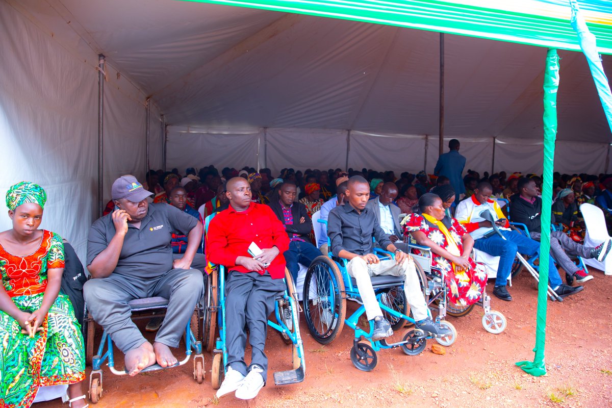 Mu ijambo rye, Umuyobozi Nshingwabikorwa w'Akarere <a href="/Bayaseseb/">Bernard Bayasese</a>  yavuze ko Kwizihiza uyu munsi bidufasha kuzirikana ku burenganzira bakwiye kugira mu muryango,ni uguha agaciro abafite ubumuga, ni ukubagaragariza ko bafite uburenganzira n’ubushobozi nk’abandi banyarwanda bose..(1)