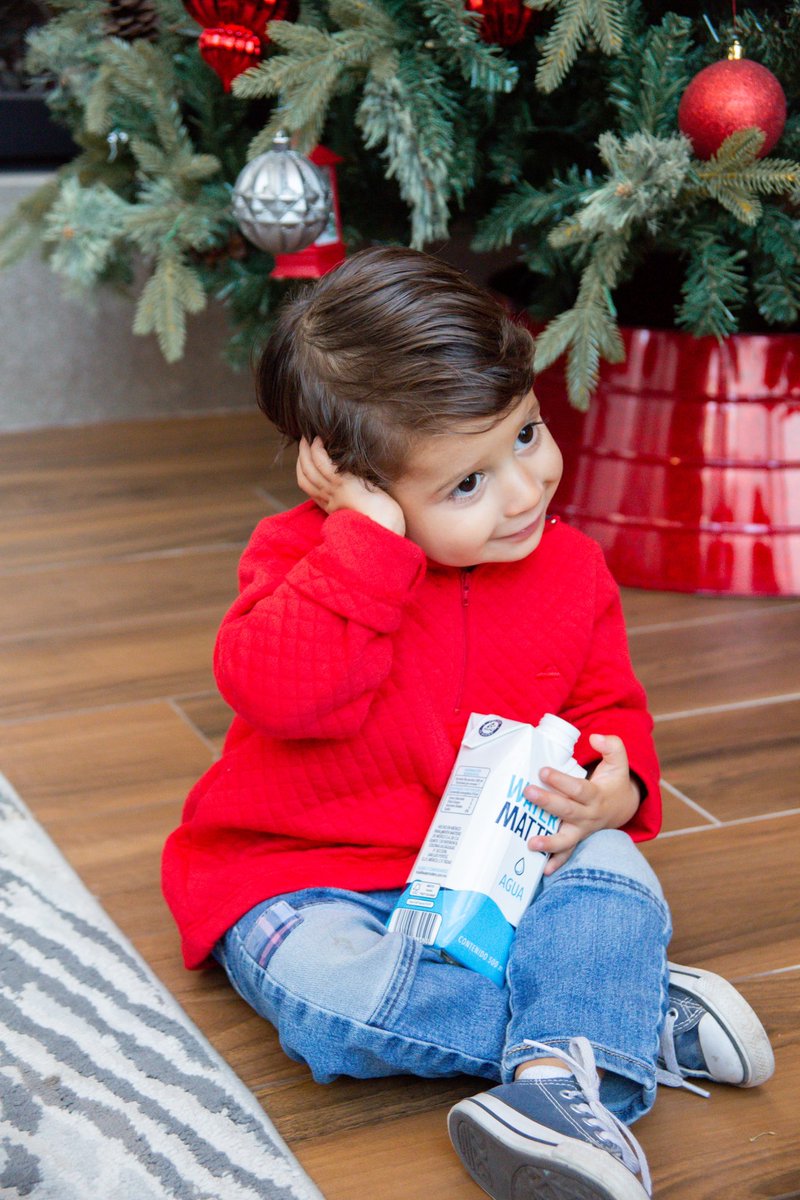 WaterMattersMX's tweet photo. 🎄✨ ¡It's beginning to look a lot like Christmas! ✨🎄

En Water Matters, ya estamos con todo el espíritu navideño... ¿y tú? 👀
-
#WaterMatters
#SinPlasticoesFantastico
https://t.co/dWKZssQXMl https://t.co/wJ76cPF8bk