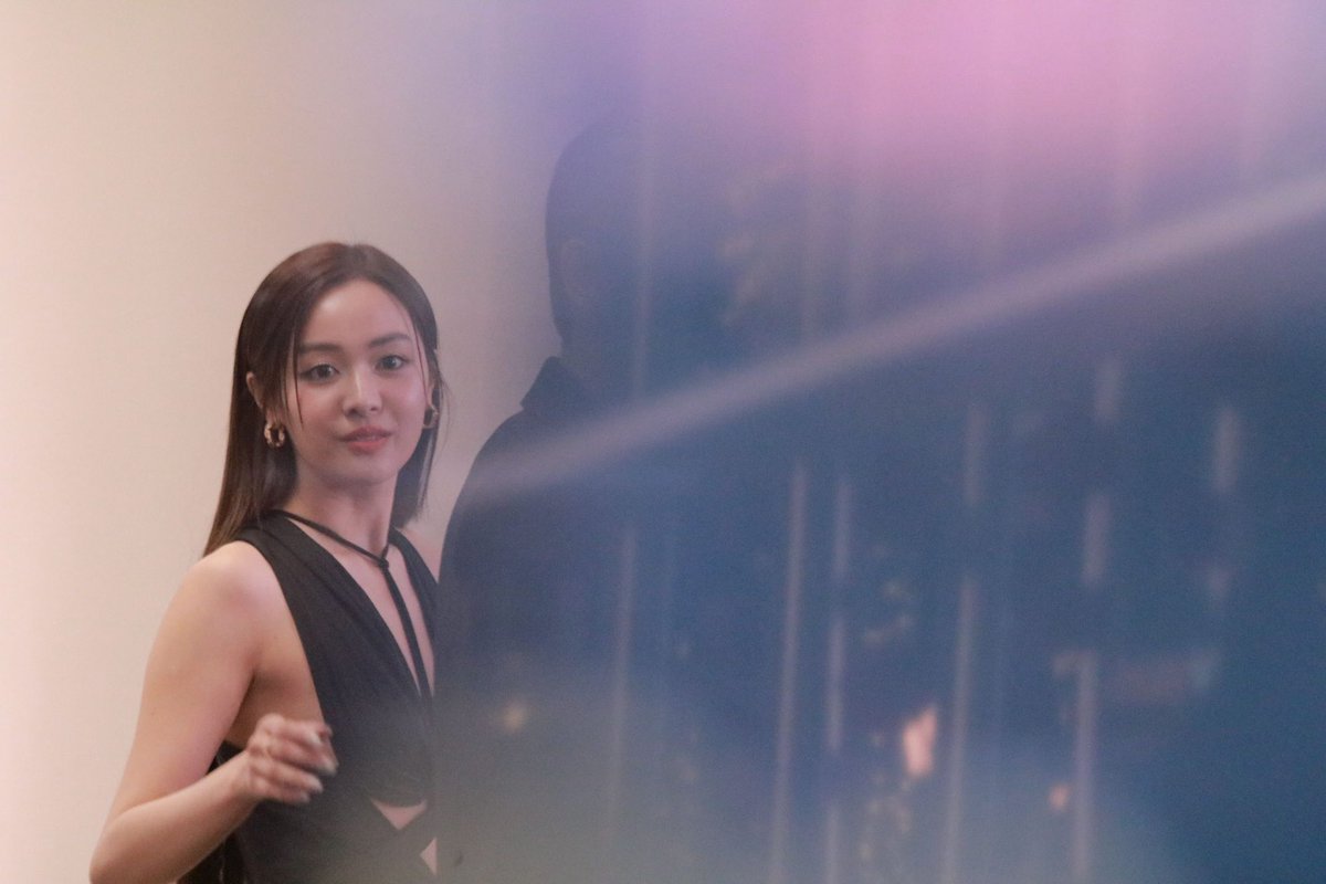 อิษยาสวยจนนี่จะเป็นบร้าอยู่แล้ว

19ANVPARAGON X TATEOOM 
#SIAMPARAGON19THxTATEOOM