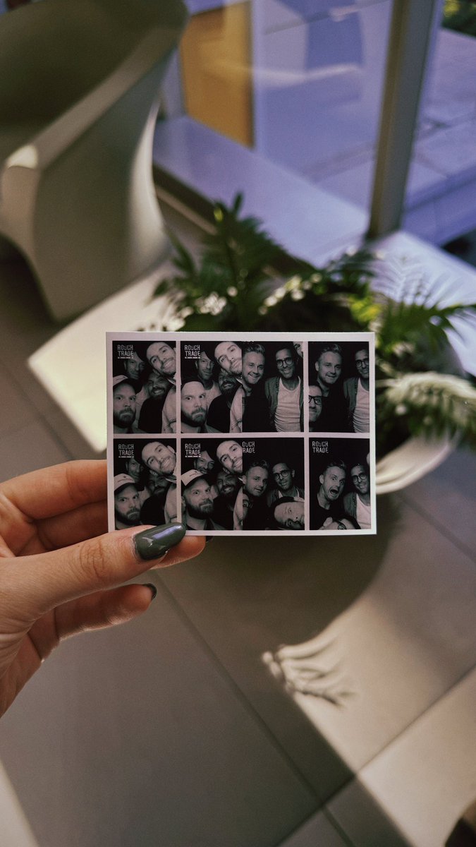 Oh, Crystal Bella🔮🌊🌙 tweet media